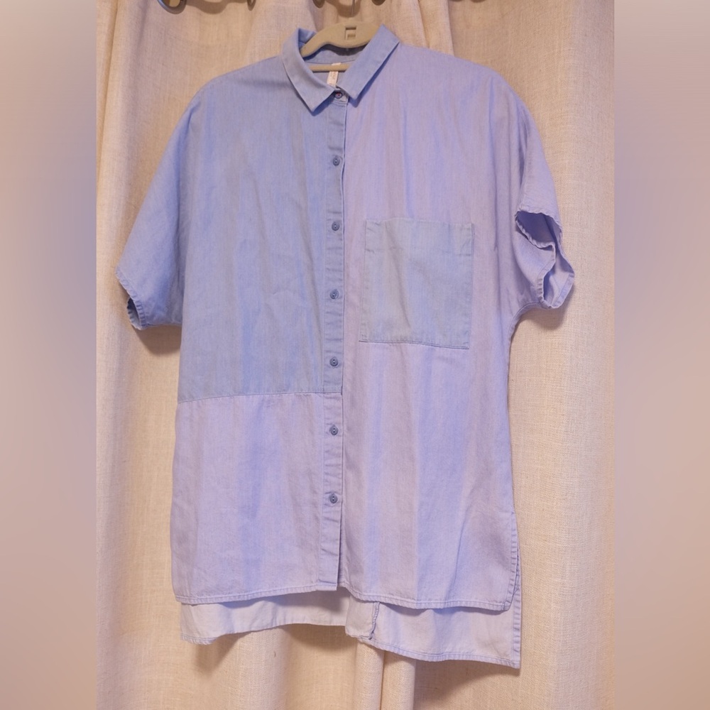 Pre-owned Zara button up shirt in combination of blue